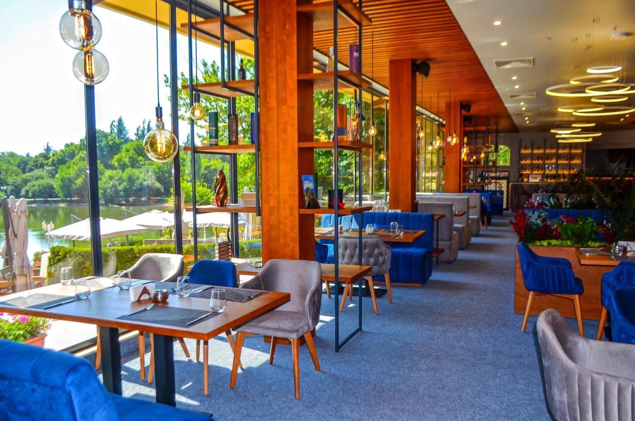 Park Hotel Eski Zağra Dış mekan fotoğraf Restaurant