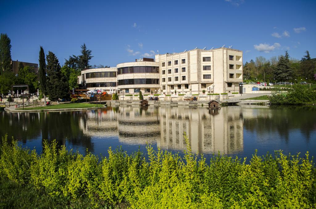 Park Hotel Eski Zağra Dış mekan fotoğraf City Hall
